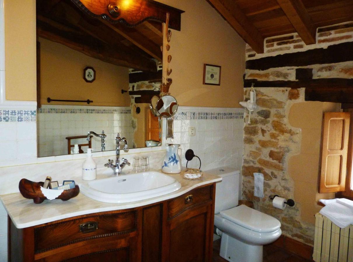 Posada El Prado Mayor Кинтанилья-дель-Ребольяр Номер фото